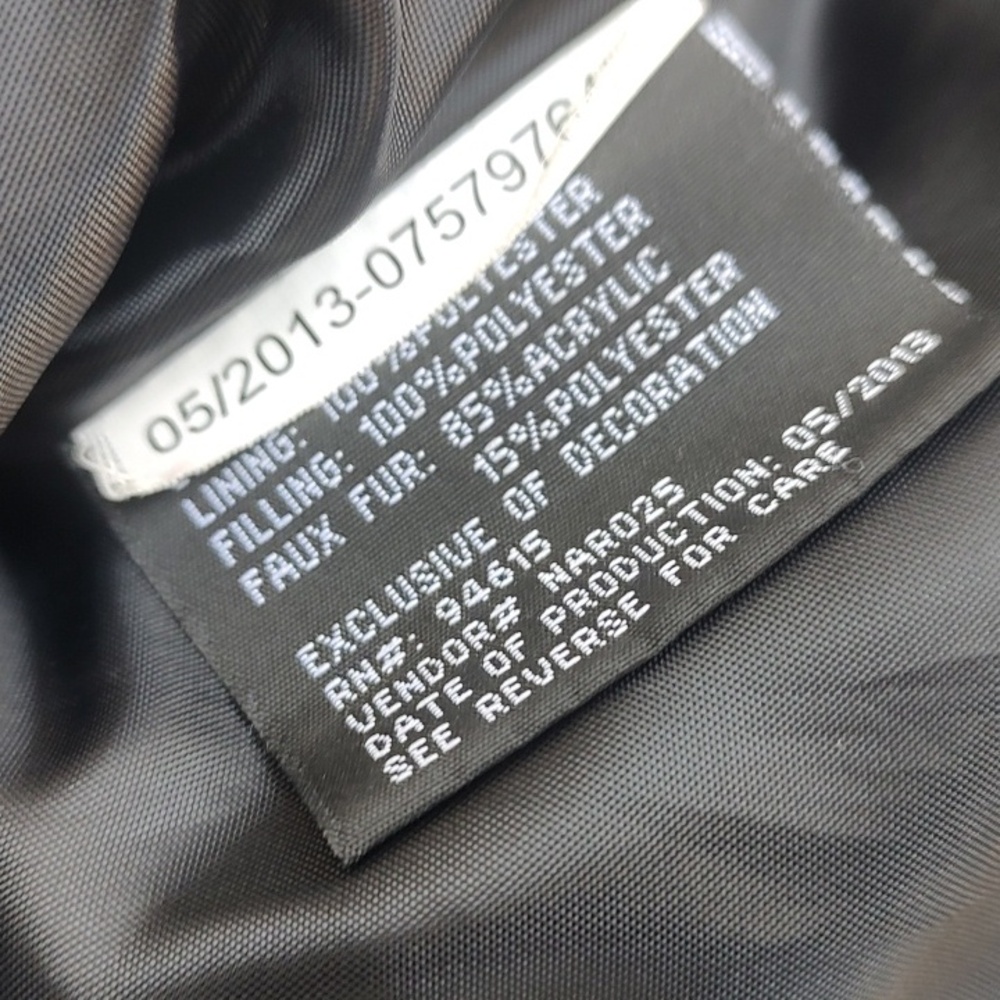 Black Coat* - Picture 11 of 11